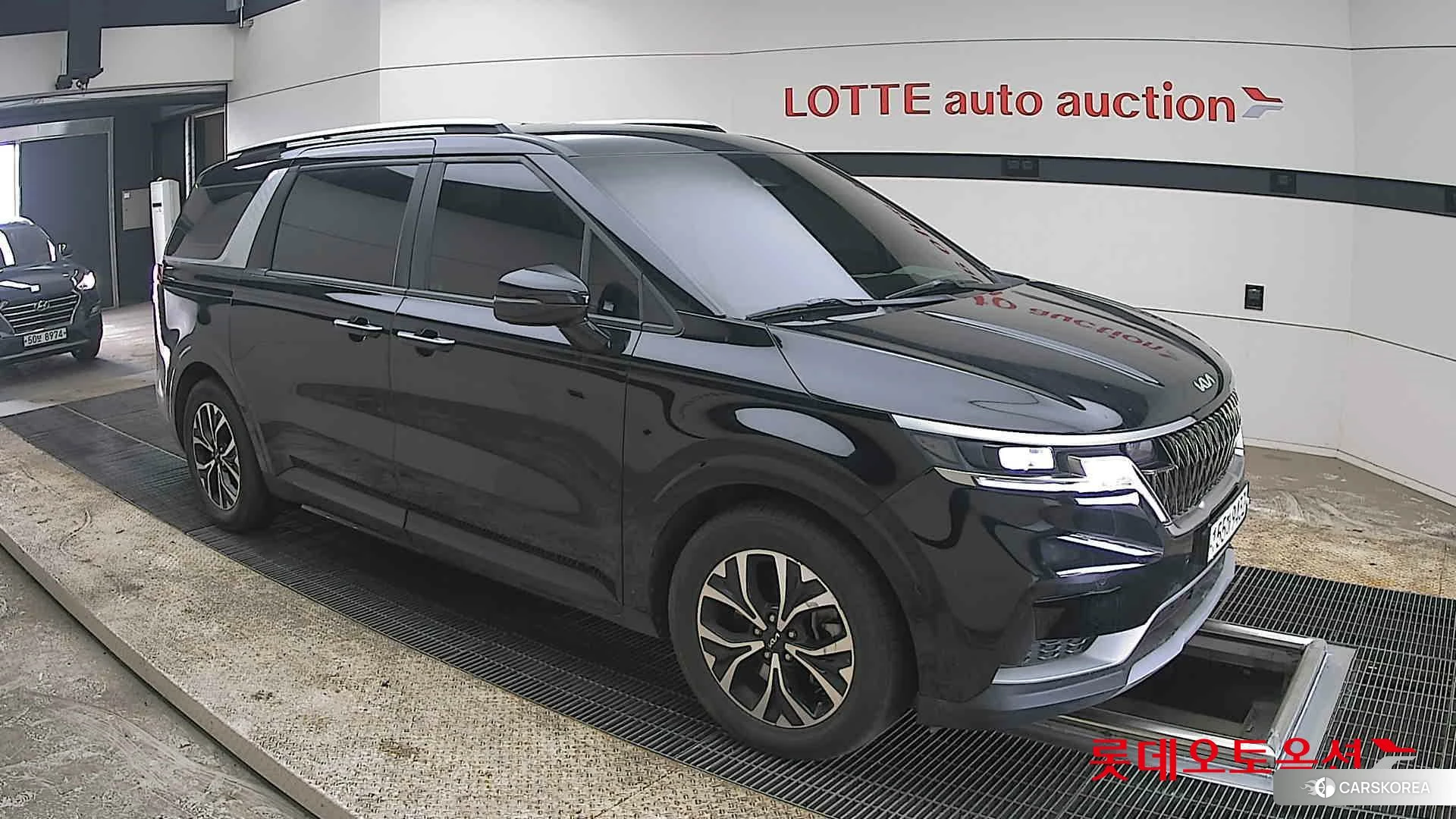 Kia Carnival id 3875751 из Кореи 7