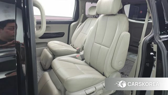 Kia The New Carnival id 4596057 из Кореи 7