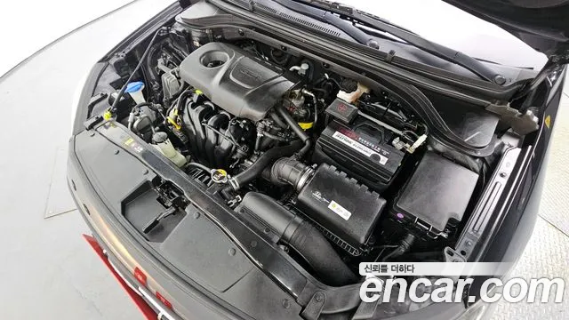 Hyundai Avante AD id 2699722 из Кореи 7