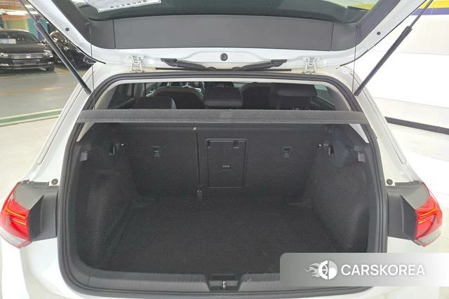 Volkswagen Golf id 3810330 из Китая 7
