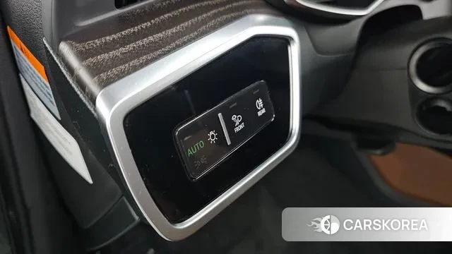 Audi A6 (C8) id 3443351 из Кореи 7