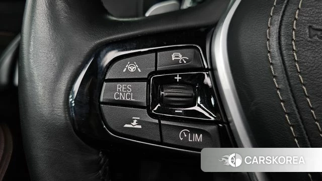 BMW 5 Series (G30) id 4794965 из Кореи 7