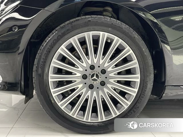 Mercedes-Benz E-class id 4279356 из Китая 7