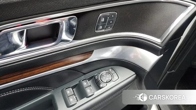 Ford Explorer id 3039534 из Кореи 7