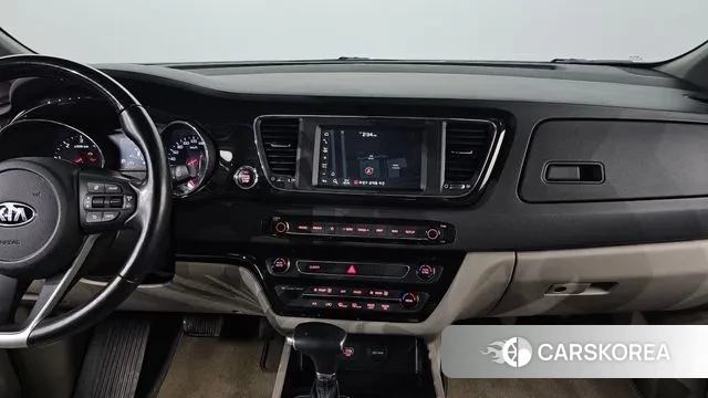 Kia The New Carnival id 3677570 из Кореи 7