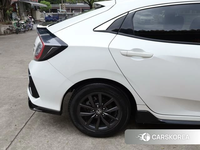Honda Civic id 4260390 из Китая 7
