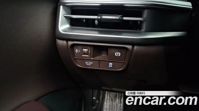 Hyundai Grandeur (GN7) id 2862919 из Кореи 7