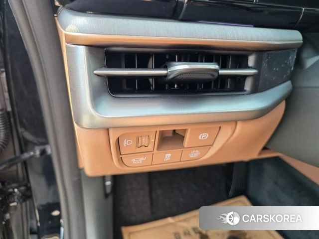 Hyundai Grandeur Hybrid (GN7) id 4591100 из Кореи 7