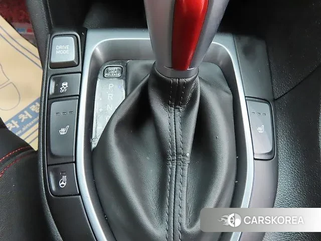 Hyundai Veloster (JS) id 3480192 из Кореи 7