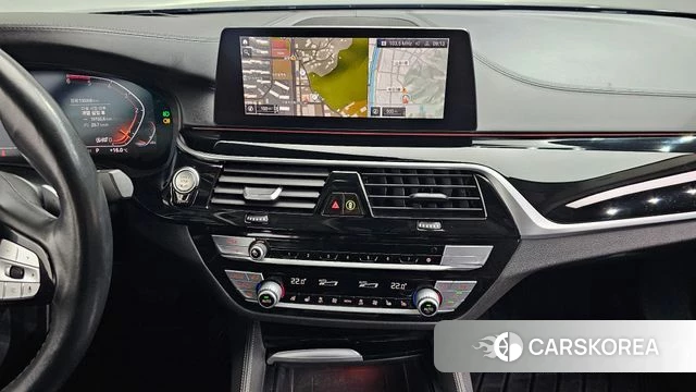 BMW 5 Series (G30) id 4196333 из Кореи 7