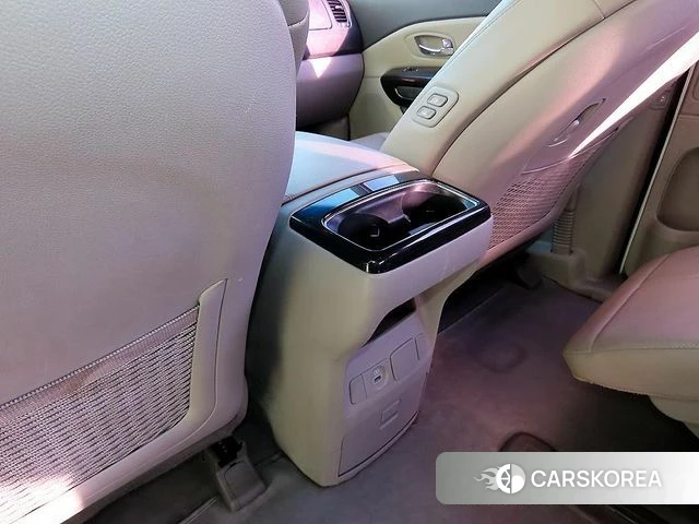 Kia The New Carnival id 3873786 из Кореи 7