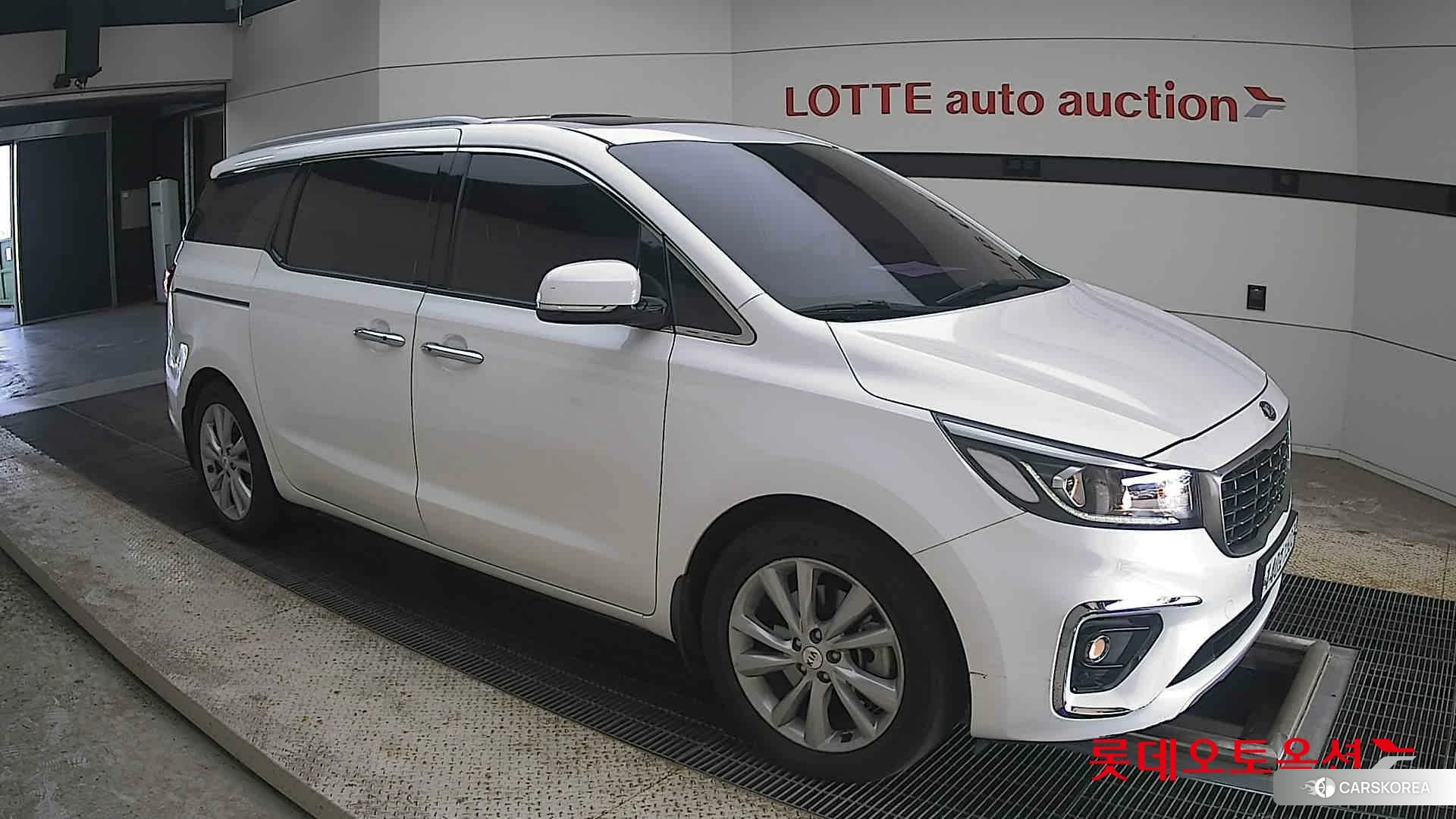 Kia Carnival id 4664349 из Кореи 7