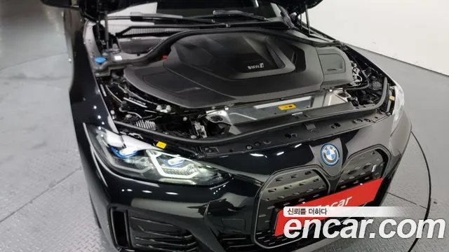 BMW i4 id 2639249 из Кореи 7