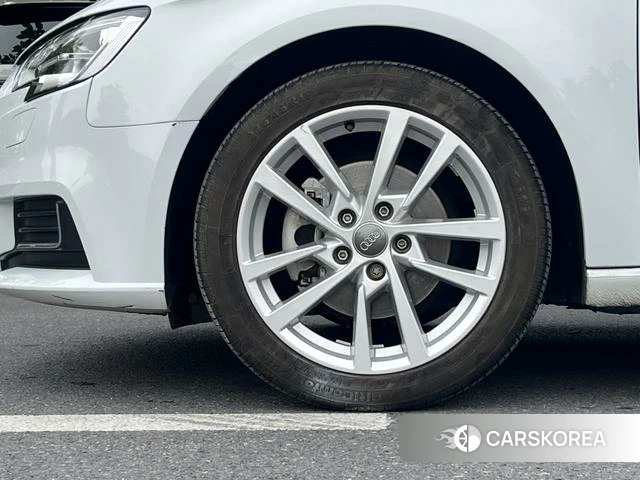 Audi A3 id 4236297 из Китая 7