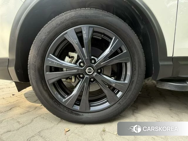 Nissan Qashqai id 4368094 из Китая 7