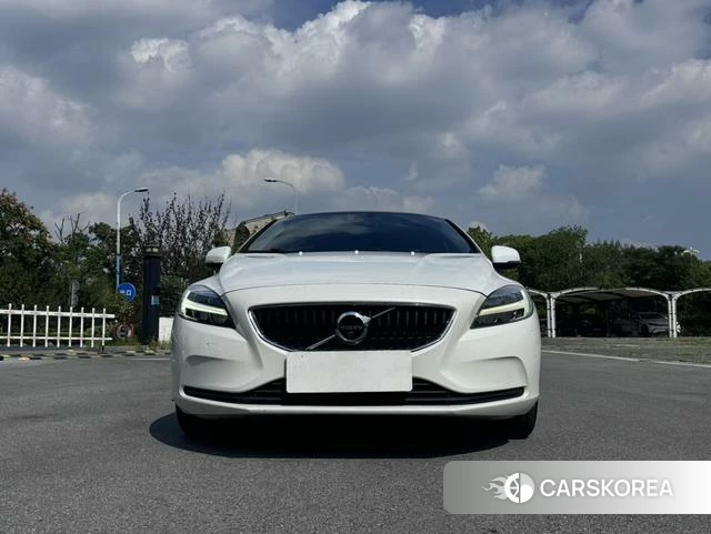 Volvo V40 id 4242538 из Китая 7