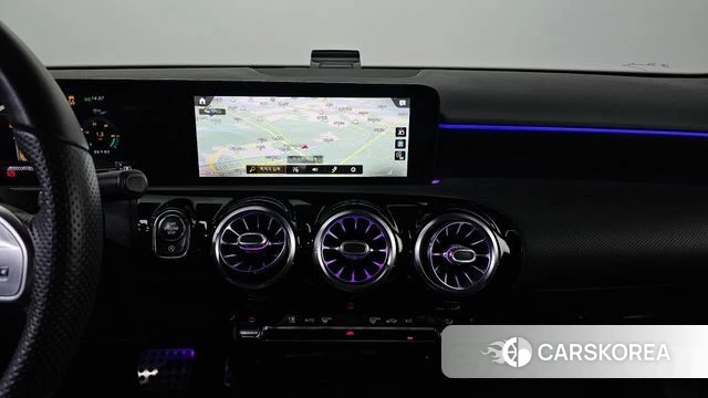 Mercedes-Benz A-Class W177 id 4250479 из Кореи 7