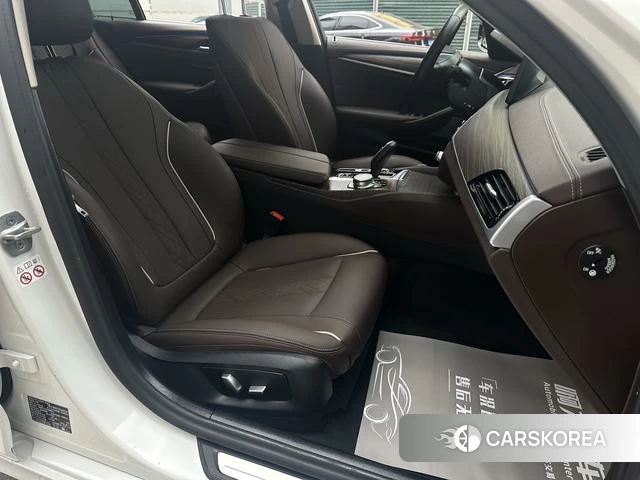 BMW 5 series PHEV id 4261608 из Китая 7