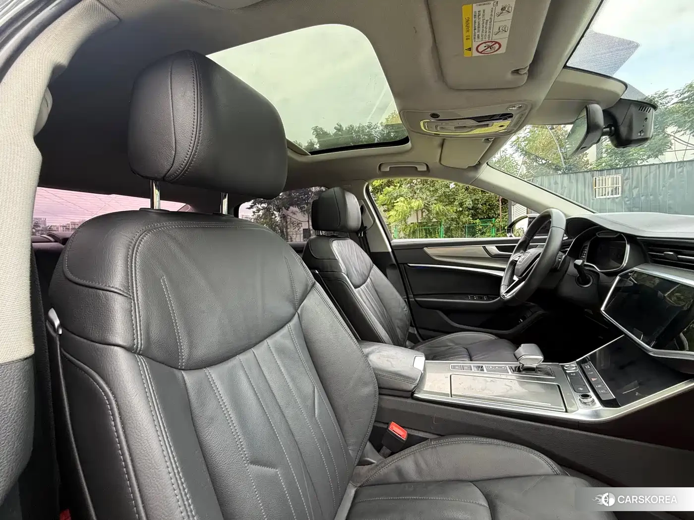Audi A6L id 4600941 из Китая 8