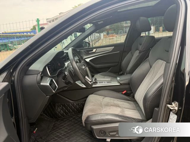 Audi A6L id 4328818 из Китая 7
