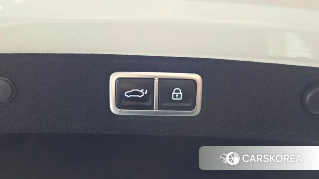 Hyundai Grandeur Hybrid (GN7) id 4500241 из Кореи 7