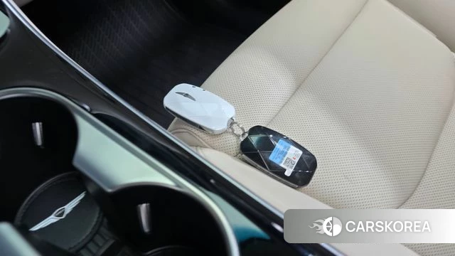 Genesis GV70 id 4622985 из Кореи 7