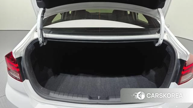 Hyundai The New Avante AD id 4717805 из Кореи 7