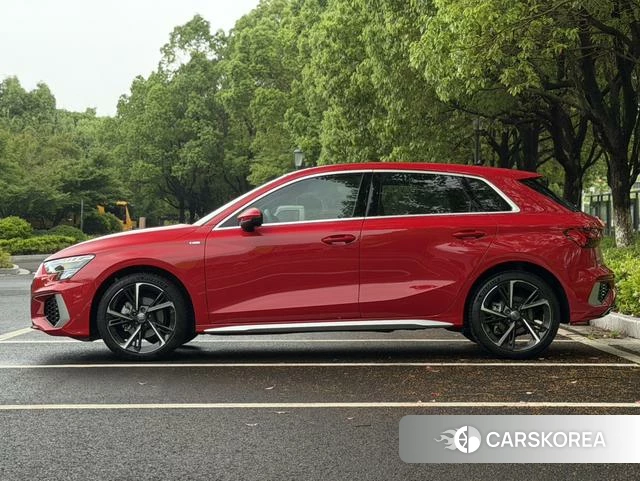 Audi A3 id 4348764 из Китая 7