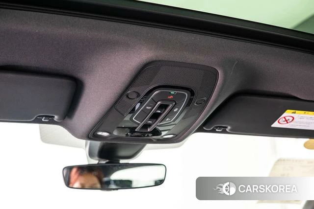 Audi Q5L id 4366045 из Китая 7