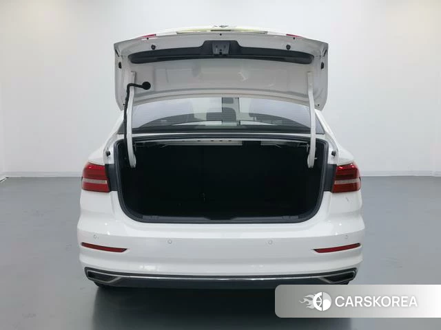 Volkswagen Lavida id 4219278 из Китая 7