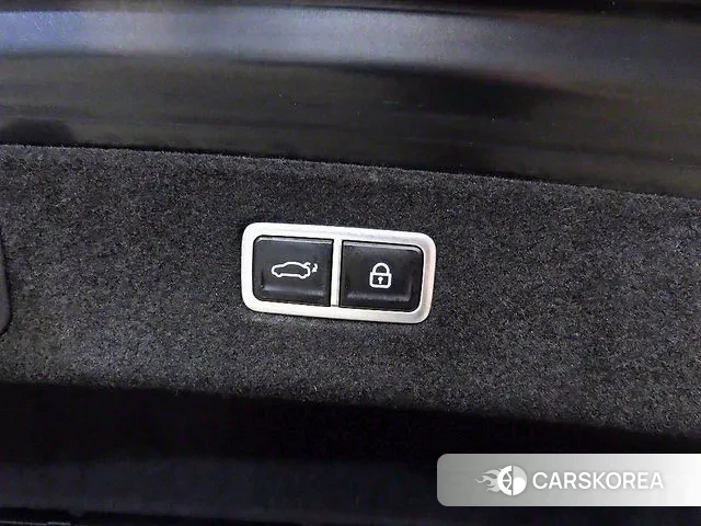 Genesis G90 (RS4) id 3317505 из Кореи 7