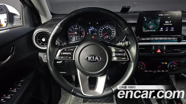 Kia Come New K3 id 2583847 из Кореи 7