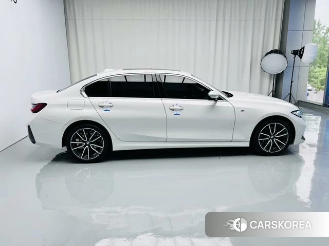 BMW 3 series id 4271672 из Китая 7