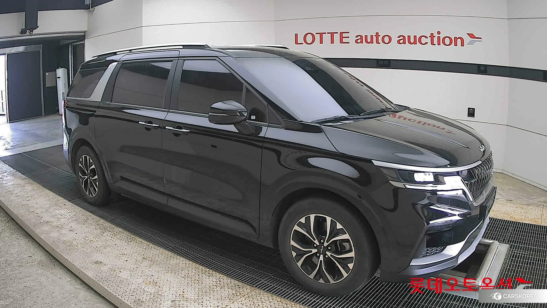 Kia Carnival id 4289590 из Кореи 7