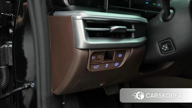 Hyundai Grandeur Hybrid (GN7) id 4758044 из Кореи 7