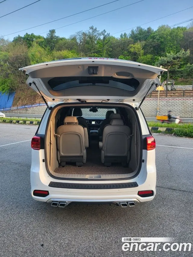 Kia The New Carnival id 2710004 из Кореи 7