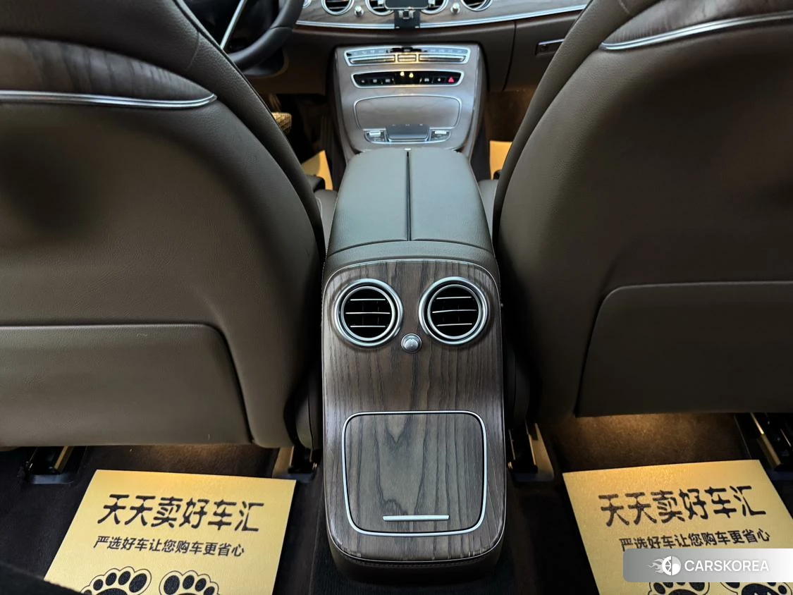 Mercedes-Benz E-class id 4453032 из Китая 7
