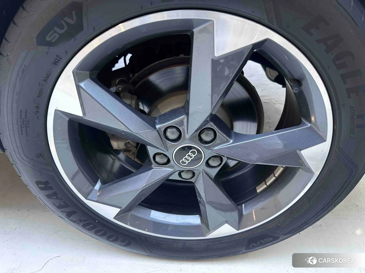Audi Q3 id 4454529 из Китая 7