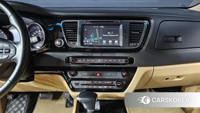 Kia All New Carnival id 3455207 из Кореи 7