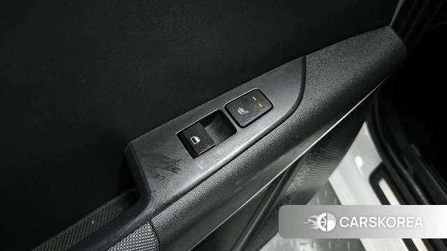 Kia Di Ol Nu Niro id 3838979 из Кореи 7