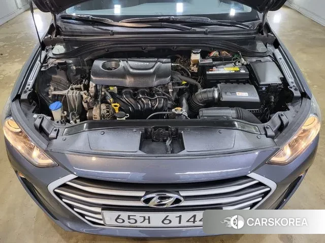 Hyundai Avante AD id 3732904 из Кореи 7