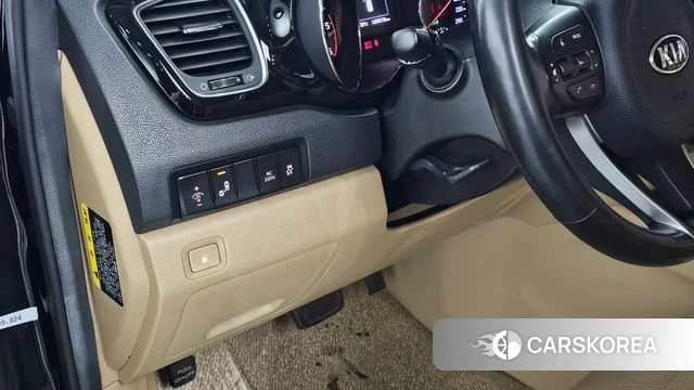 Kia All New Carnival id 4605494 из Кореи 7