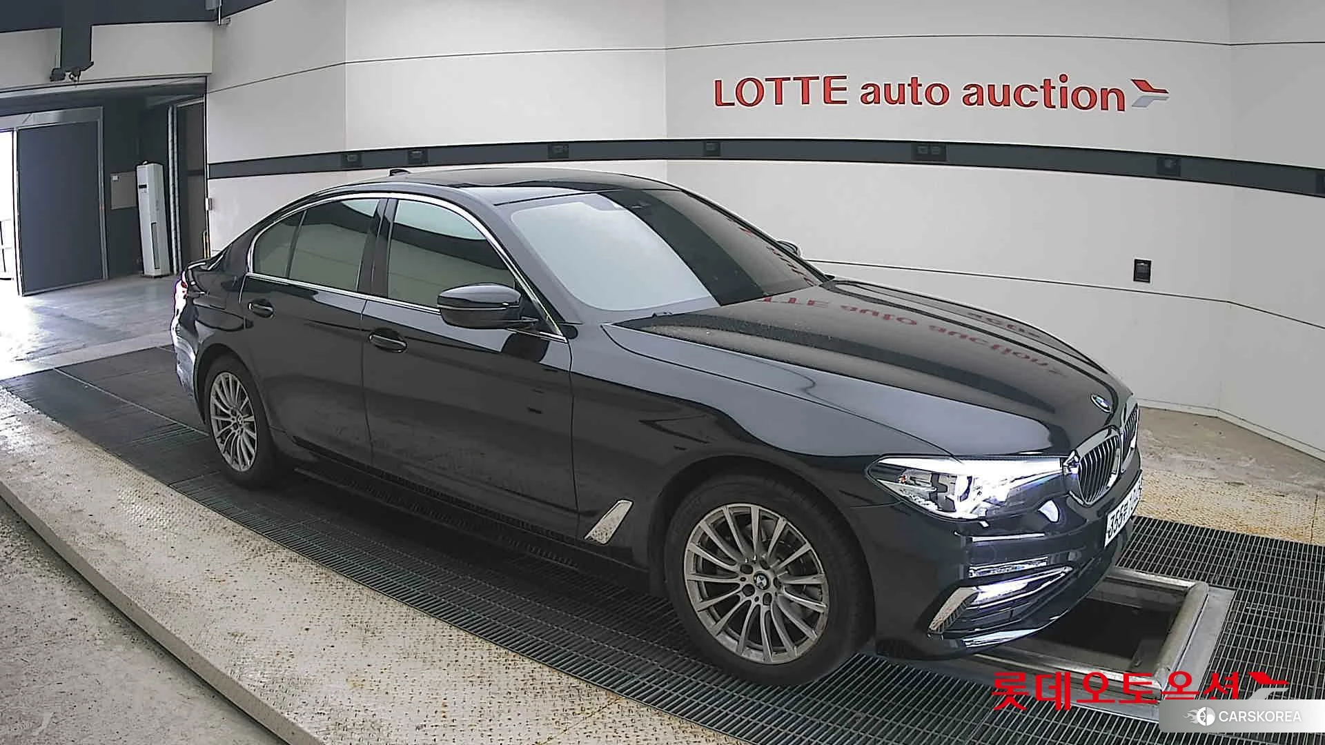 BMW  520i Luxury id 4504427 из Кореи 7