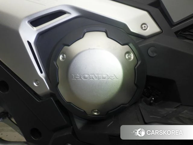 Проданный Honda X-ADV 750 id 4184578 из Японии, фото 7