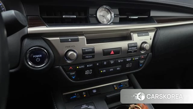 Lexus New ES300h id 4795046 из Кореи 7