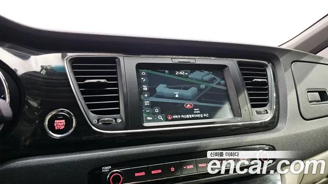 Kia The New Carnival id 2641620 из Кореи 7