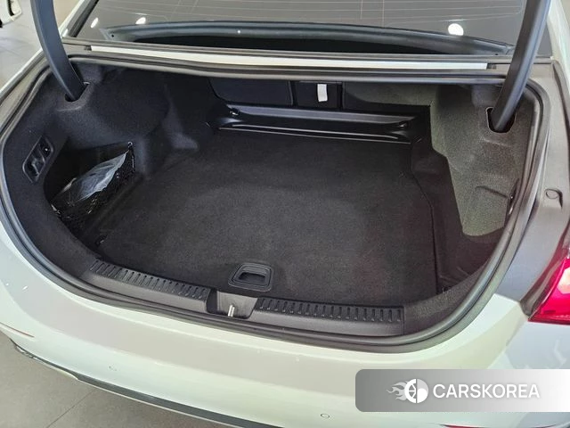 Mercedes-Benz E-Class W214 id 4279658 из Кореи 7