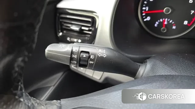 Kia Stonic id 3558065 из Кореи 7