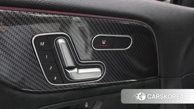 Mercedes-Benz GLA - Class H247 id 3421913 из Кореи 7