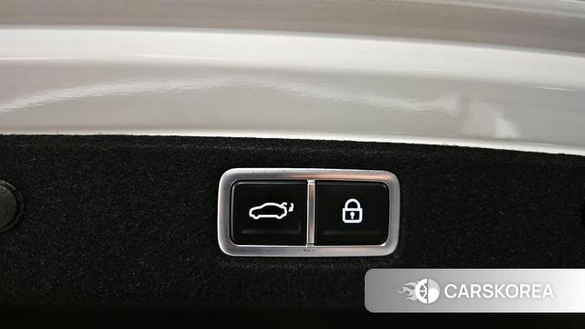 Hyundai Grandeur Hybrid (GN7) id 4308479 из Кореи 7